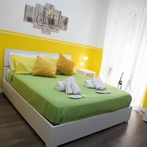 https://napoli-botanik-bed-and-breakfast.hotels-amalfi.com